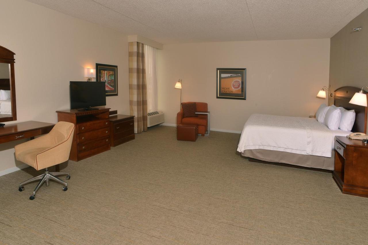 Hampton Inn Springfield-South Esterno foto